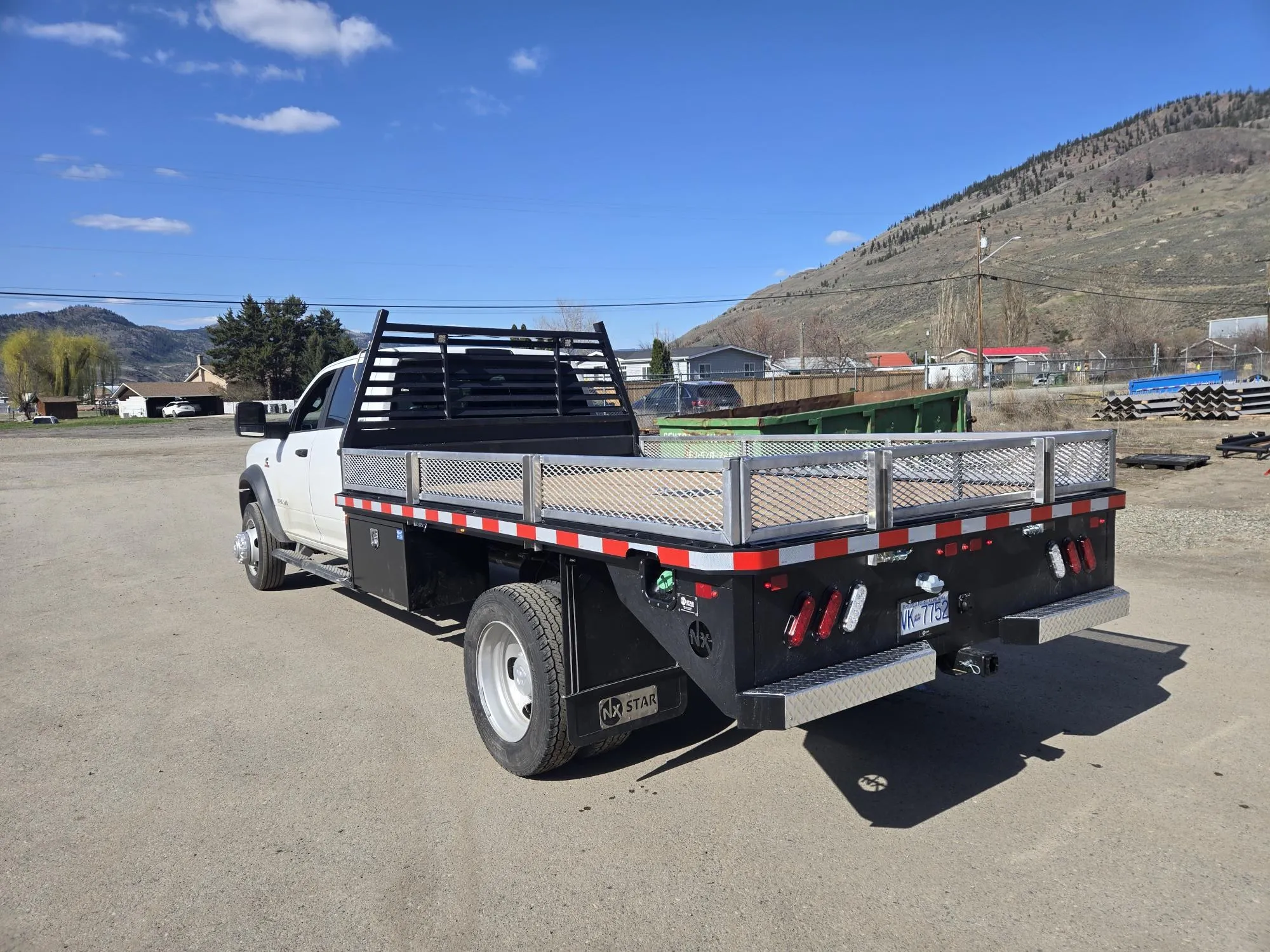 Custom flat deck truck body built by NxStar Systems